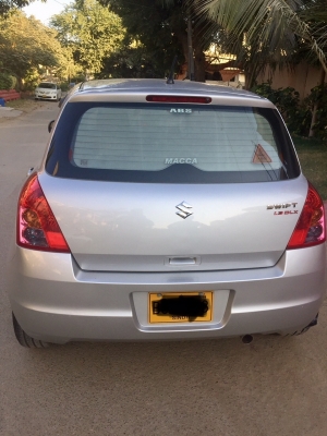 car suzuki swift 2014 karachi 26781