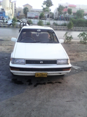 car toyota corolla gli 1986 karachi 25558