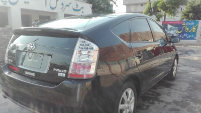 car toyota pirus 2014 islamabad rawalpindi 26528