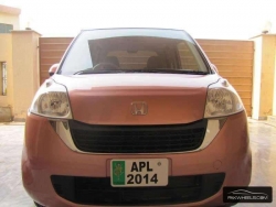 Car Honda Life 2014 Lahore