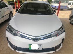 Car Toyota Corolla 2018 Lahore