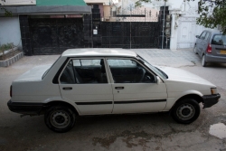 car toyota corolla_2 0_d_saloon 1987 karachi 26434