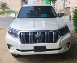 Car Toyota Land cruiser prado 2017 Karachi