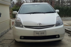 car toyota pirus 2014 islamabad rawalpindi 24421