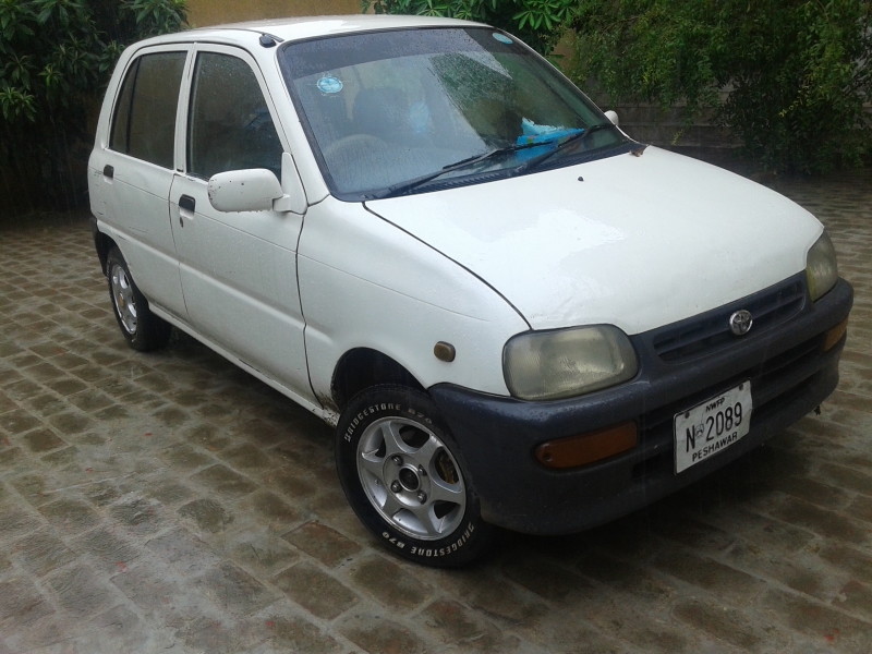 Daihatsu Cuore cx 2001