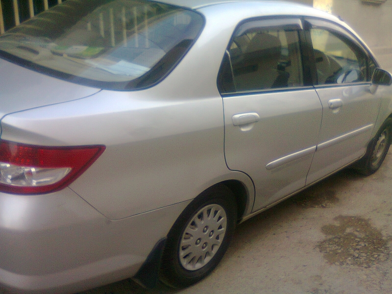 Honda City vario 2004
