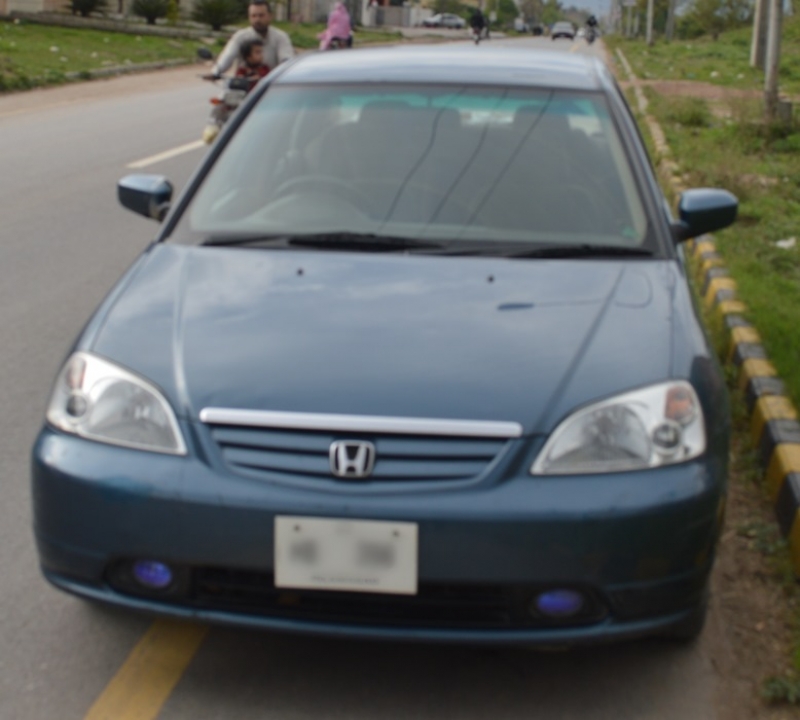 Honda Civic exi 2004