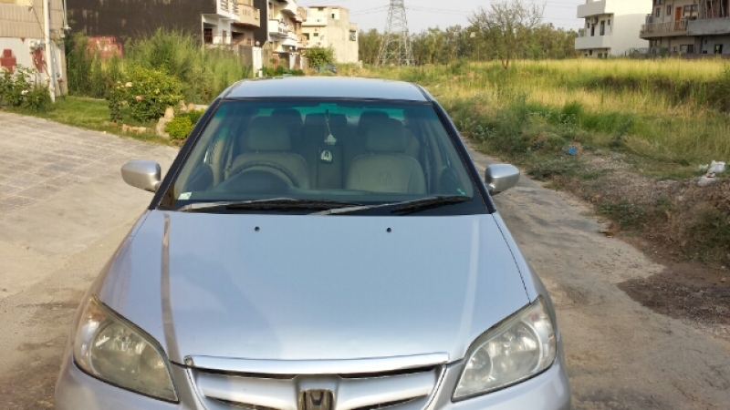 Honda Civic exi 2005