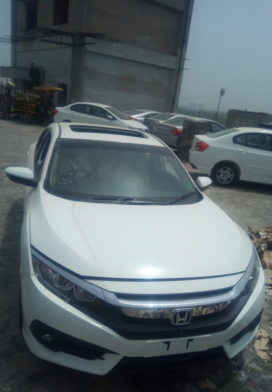Honda Civic exi 2018