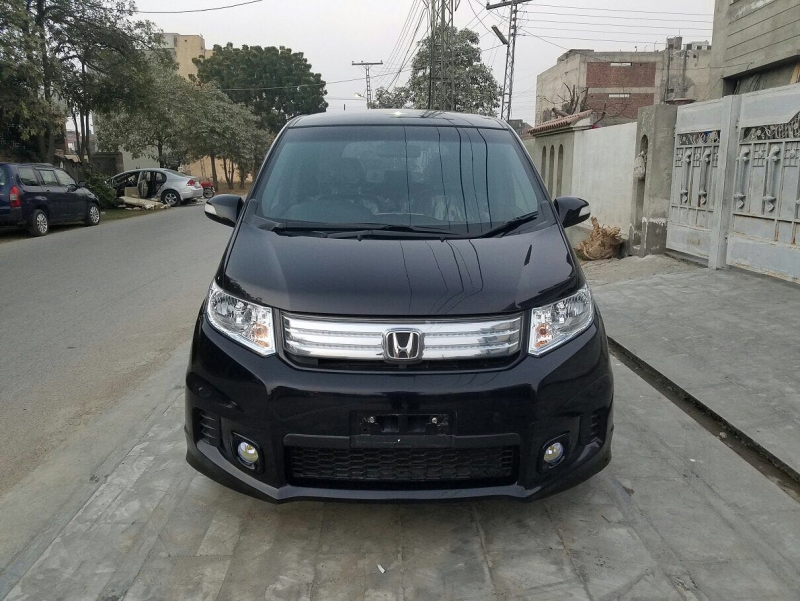 Honda Freed 2014