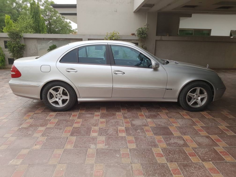 Mercedes E class 2004