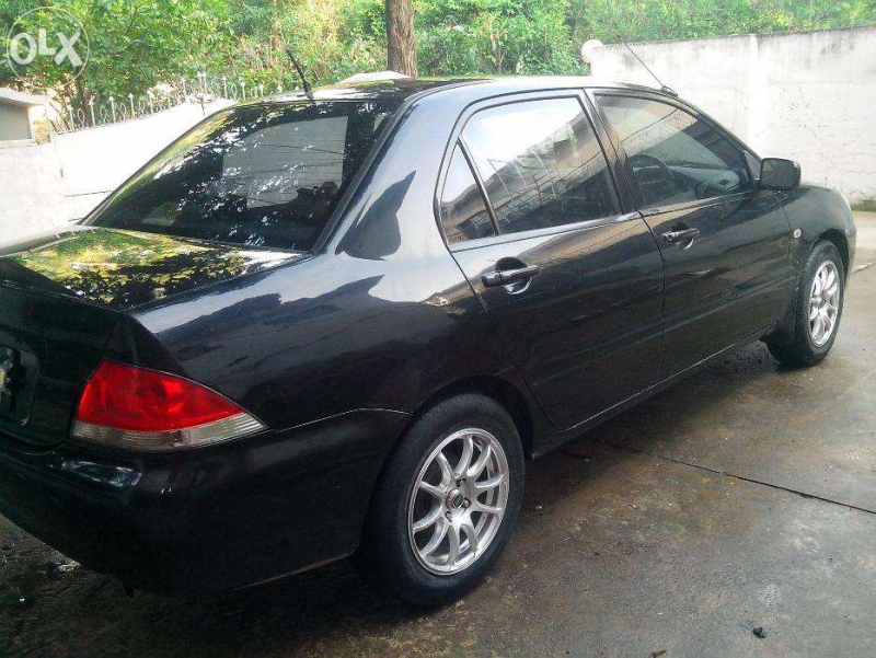 Mitsubishi Lancer 1300gl 2005