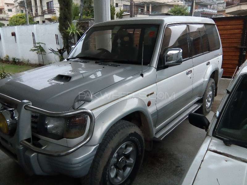 Mitsubishi Pajero 1994