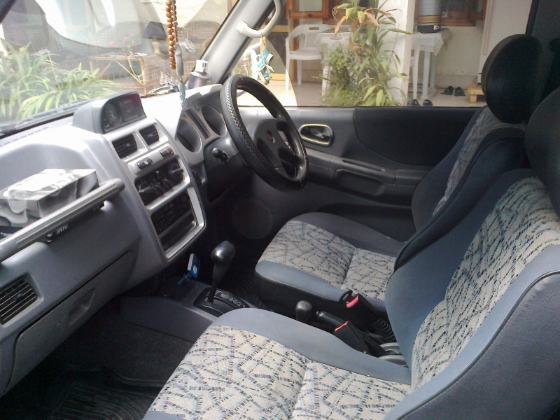 Mitsubishi Pajero mini 1995