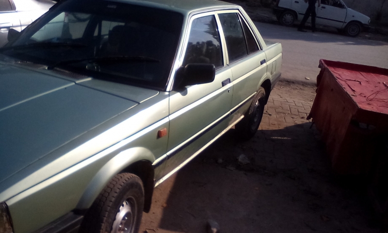 Nissan Sunny 1986