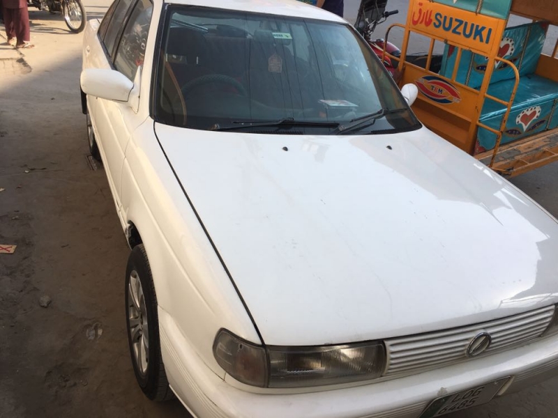 Nissan Sunny 1991