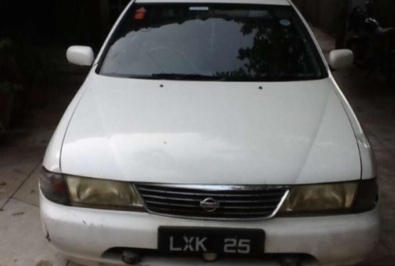 Nissan Sunny 1998