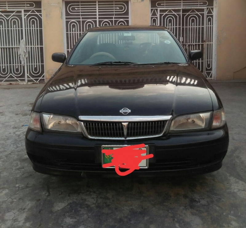 Nissan Sunny 2003