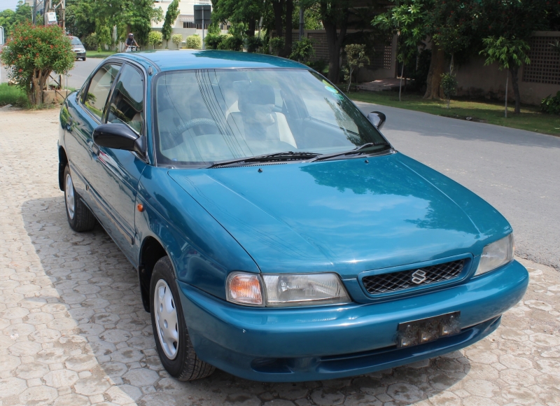 Suzuki Baleno 2005