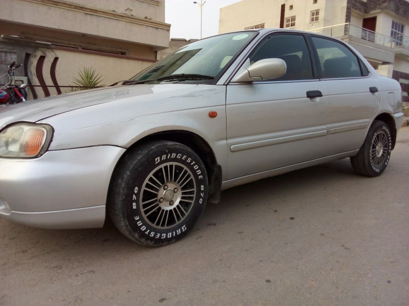 Suzuki Baleno 2005
