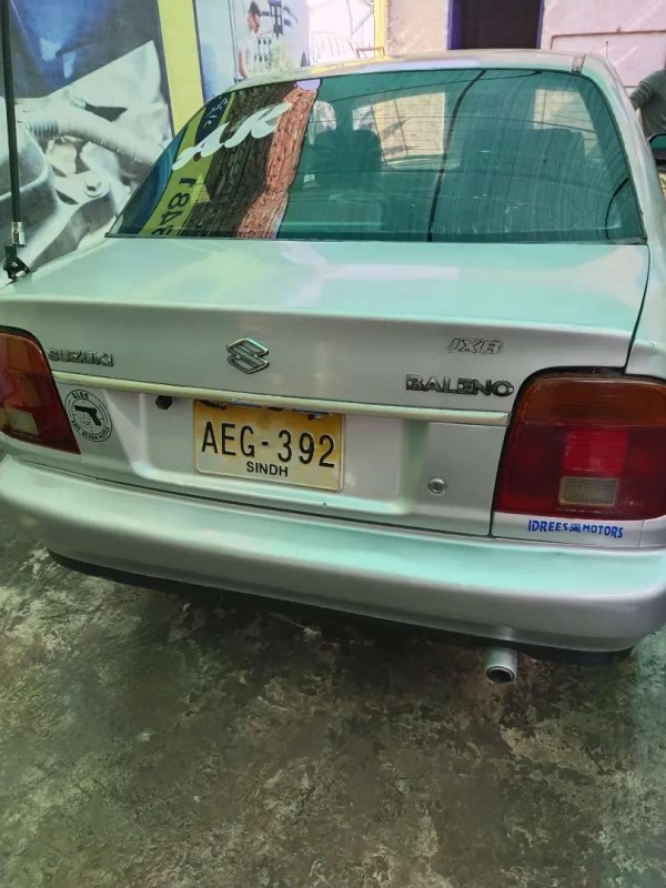 Suzuki Baleno jxr 2002