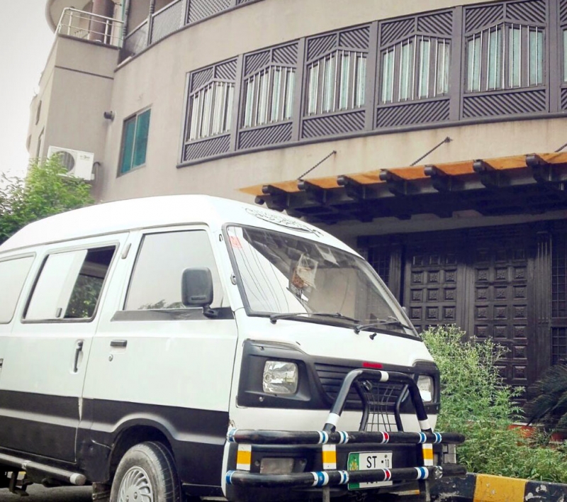 Suzuki Bolan std 2010
