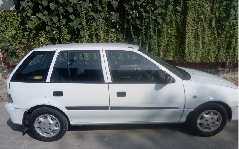 Suzuki Cultus 2015