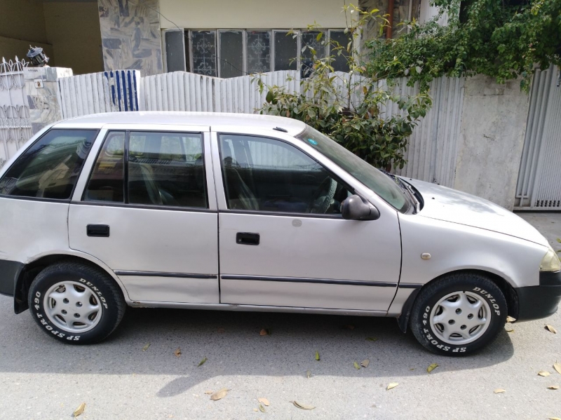 Suzuki Cultus vxr 2004