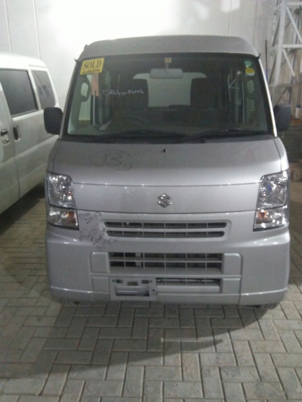 Suzuki Every 2012