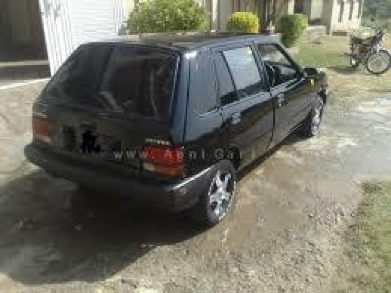 Suzuki Khyber 1991