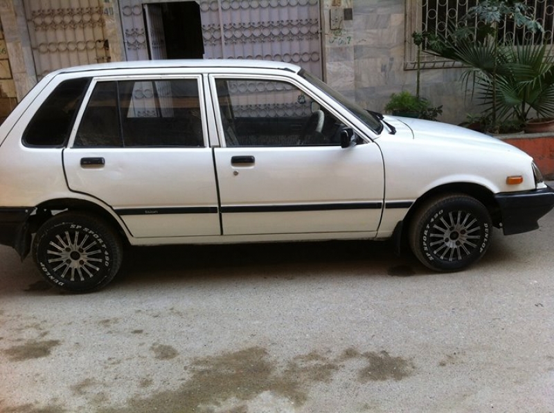 Suzuki Khyber 2000