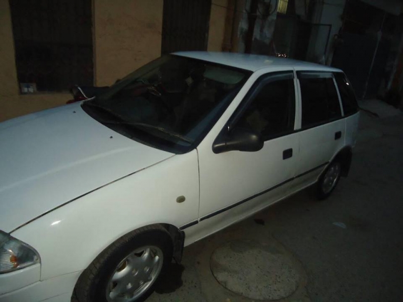 Suzuki Cultus vxr 2003