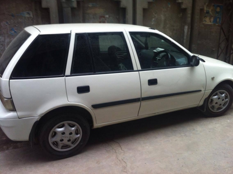 Suzuki Cultus vxl 2010