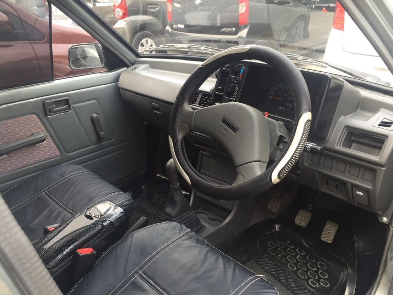 Suzuki Mehran vxr 2012