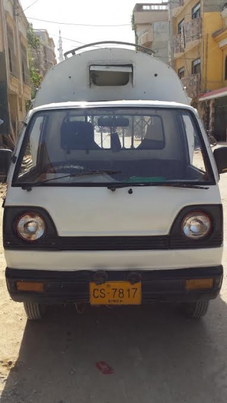 Suzuki Ravi 2009