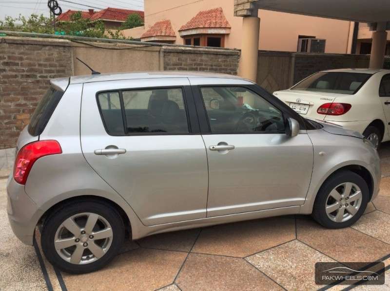 Suzuki Swift 2012