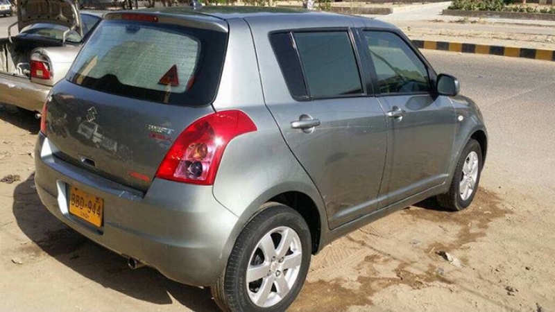 Suzuki Swift 2015