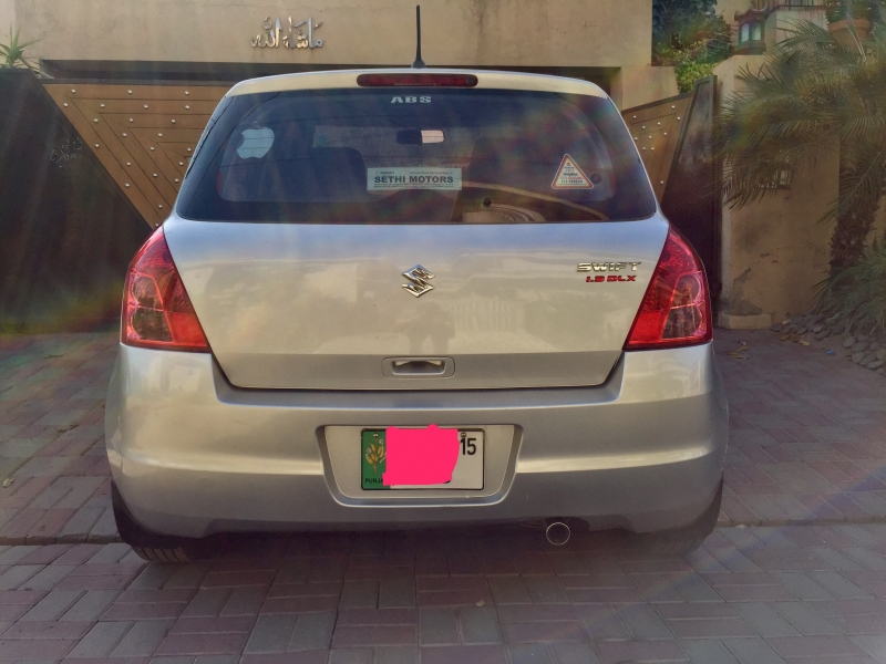 Suzuki Swift 2015