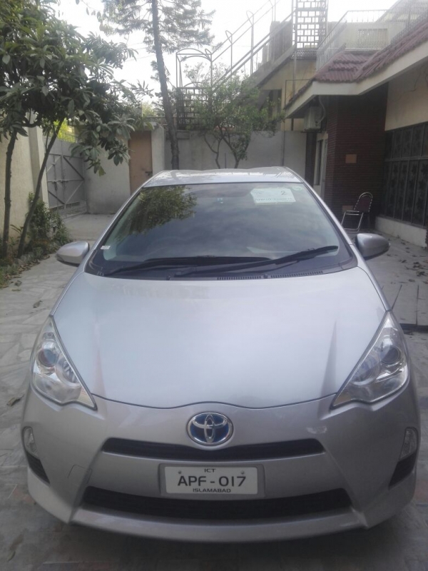 Toyota AQUA 2014