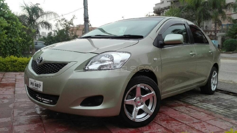 Toyota Belta 2007