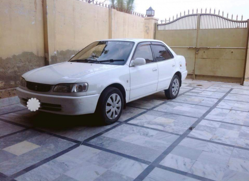 Toyota Corolla 2.0 d saloon 1998