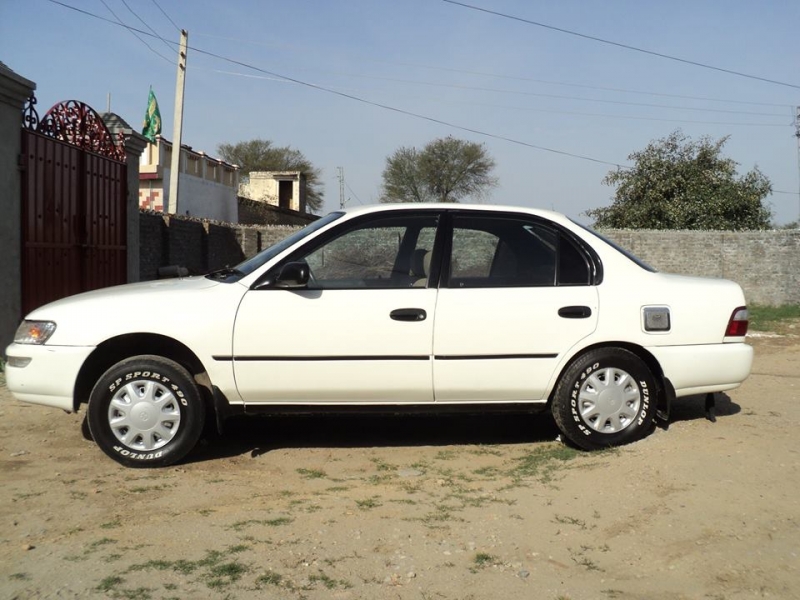 Toyota Corolla 2000