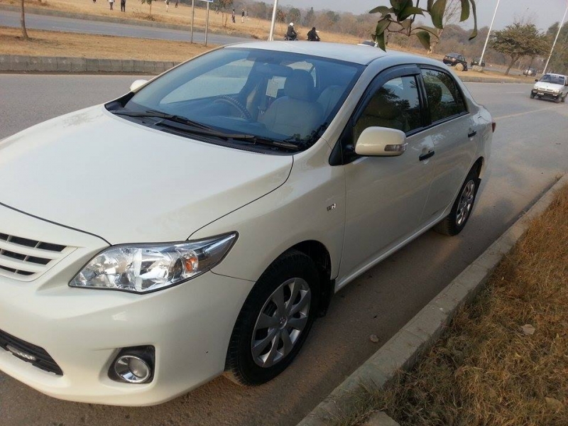 Toyota Corolla gli 2013