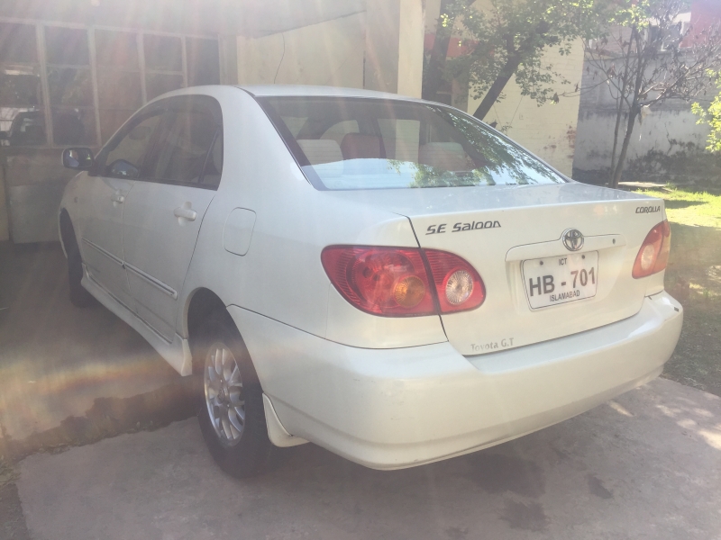 Toyota Corolla saloon 2004