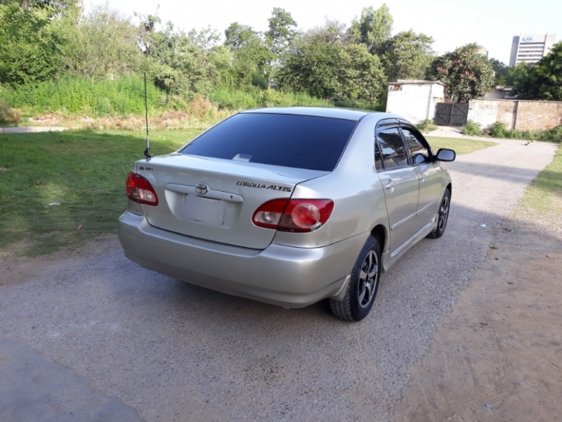Toyota Corolla saloon a/t 2006