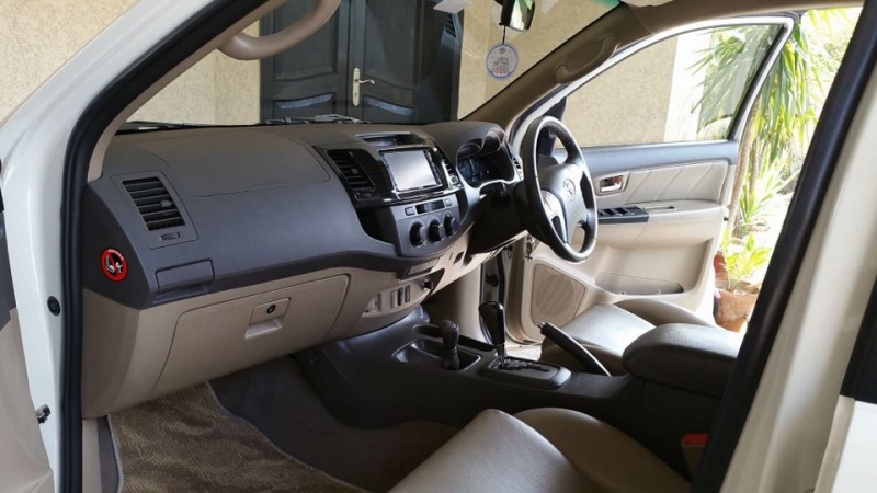 Toyota Fortuner 2014