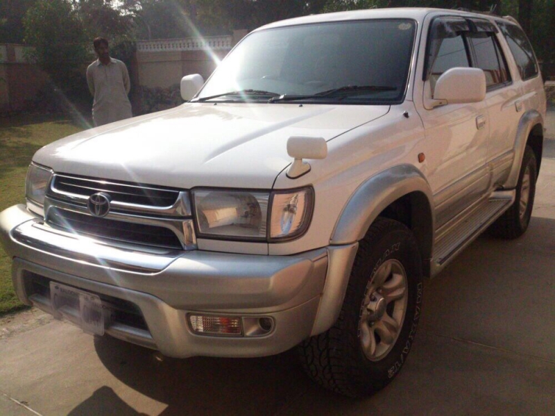 Toyota Hilux 2000