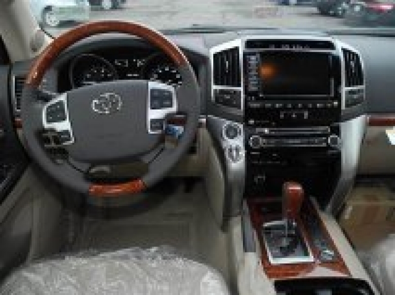 Toyota Land cruiser 2014