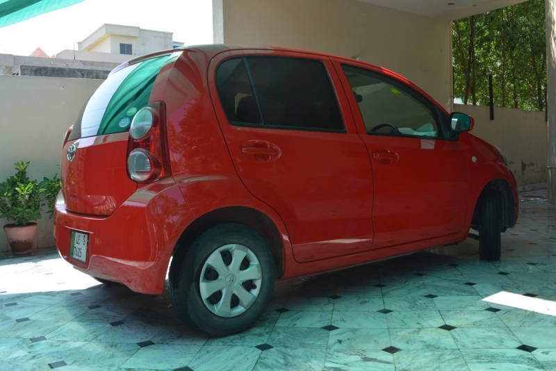 Toyota Passo 2012