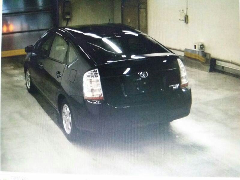 Toyota Pirus 2014